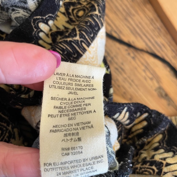 Free People catch me if you can cheetah boho long sleeve v neck size XS - Picture 8 of 9